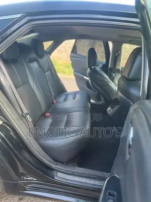 Toyota Avalon 2013 Black