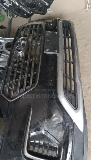 Hyundai Grand Santa Fe 2018 Front Bumper