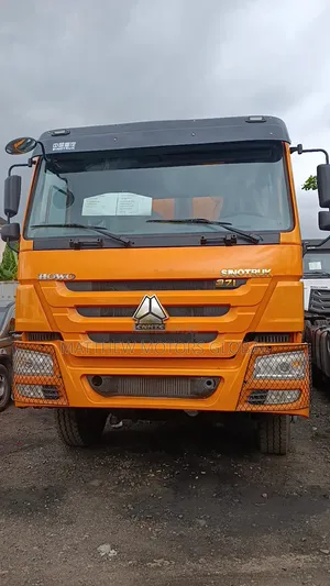 CNHTC Howo Tipper Truck 10 Tayoyi (30 Ton) - Grade A