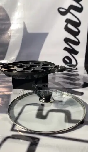12 Hole Masa/Cake Pan with Glass Lid