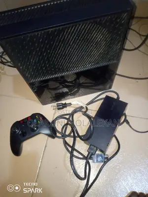 Used Xbox One Console with Controller