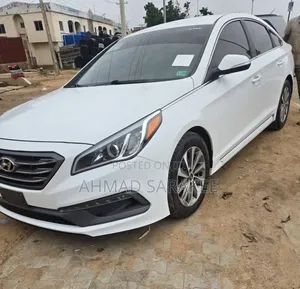 Hyundai Sonata 2016 Fari
