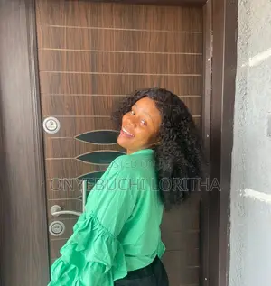 Customer Service CV - 300L Student Seeking Part-Time Job