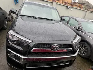 Toyota 4-Runner 2018 Baki