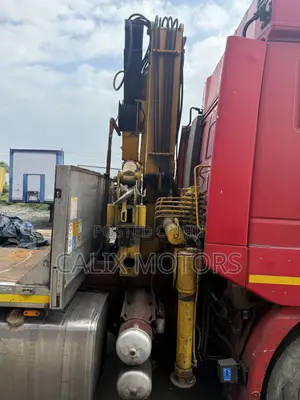 Iveco Eurostar 10 Tyres Hiab Truck 7 Tonnes 2005 Red