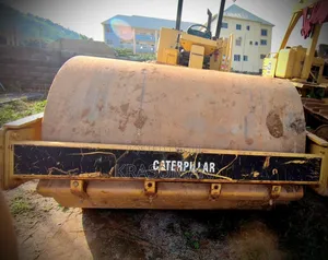 Caterpillar CS-563C Soil Compactor for Rent