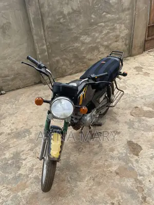 TVS HLX 125 2022 Baki