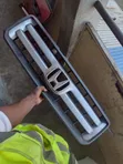 Honda Pilot Front Grille (2005-2006) - 1