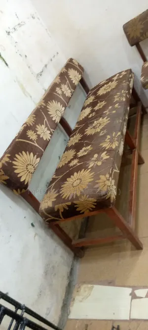Kujerun Masu Shirya Baki na Gida (Amfani)