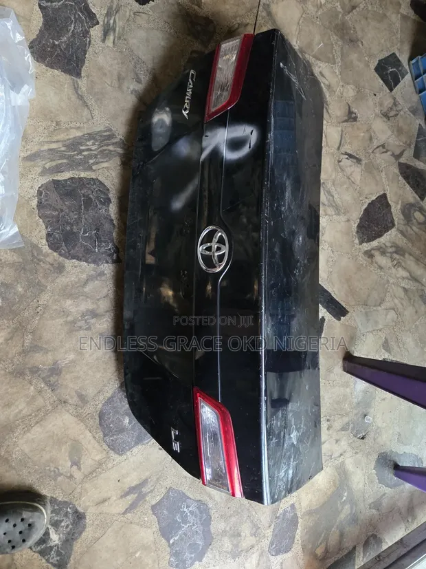 Cikakkun Kayayyakin Waje na Toyota Camry 2012/2013 - 1