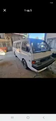 Mazda E2000 2002 Fari - 4