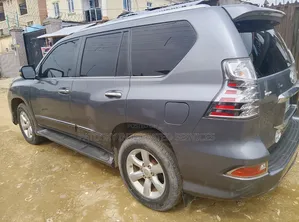Lexus GX 2015 Gray