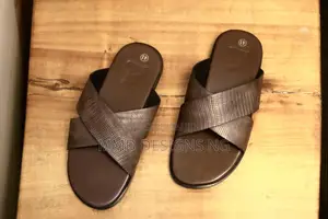 MMD ClassEase Takalmi Na Maza Brown Cross-Strap - Girman 44