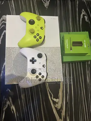 Xbox One S with 2 Controllers, Battery Pack & 5 Games