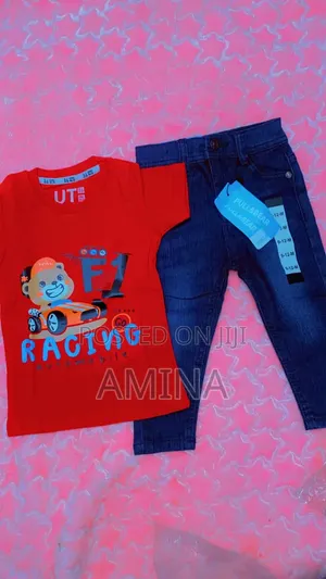 Kyawawan Wandon Jeans da T-Shirt na Yara