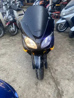 Honda Forza 2011 Scooter
