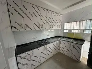 Home Interiors White Kitchen Cabinets