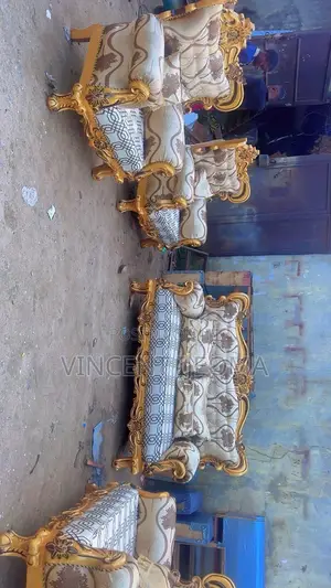 Tsohuwar Kujerar Zartawa - Home Interiors