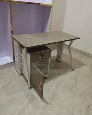 Boss Office Products Corporate Office Table