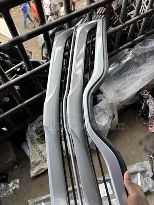 Toyota Venza Front Grille (2010-2018)