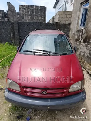 Toyota Sienna for Rent - Load Packing