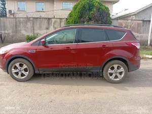 Ford Escape 2015 Red - Foreign Used