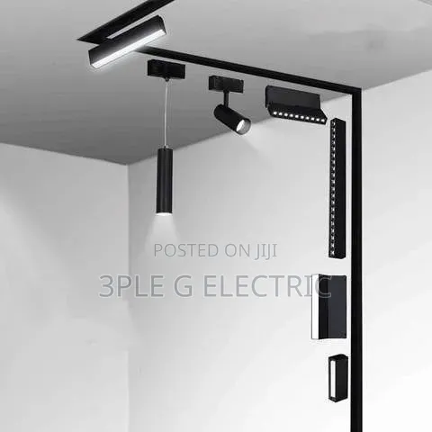 Sleek Magnetic Track Lighting System - 1