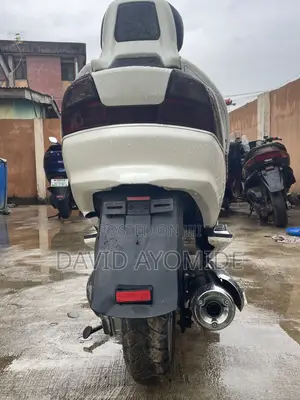 Suzuki Burgman 250 Scooter 2018
