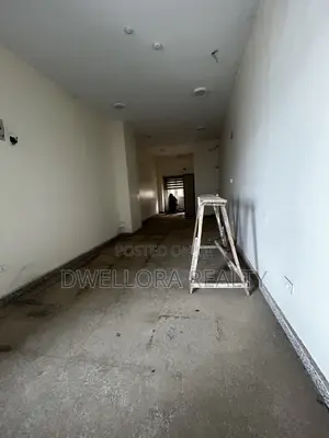 Shop/Office Space for Rent in Mabushi