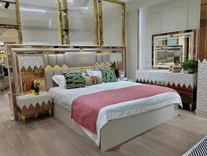 Home Interiors Modern 6x7ft Bed Set with Drawers & Mirror