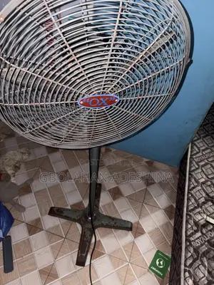 Ox Fan Mai Tsaye 18"