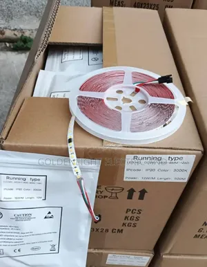 24V Gudun Nau'in LED Strip Light (SMD 2835, 126 LEDs/m, 3000K)