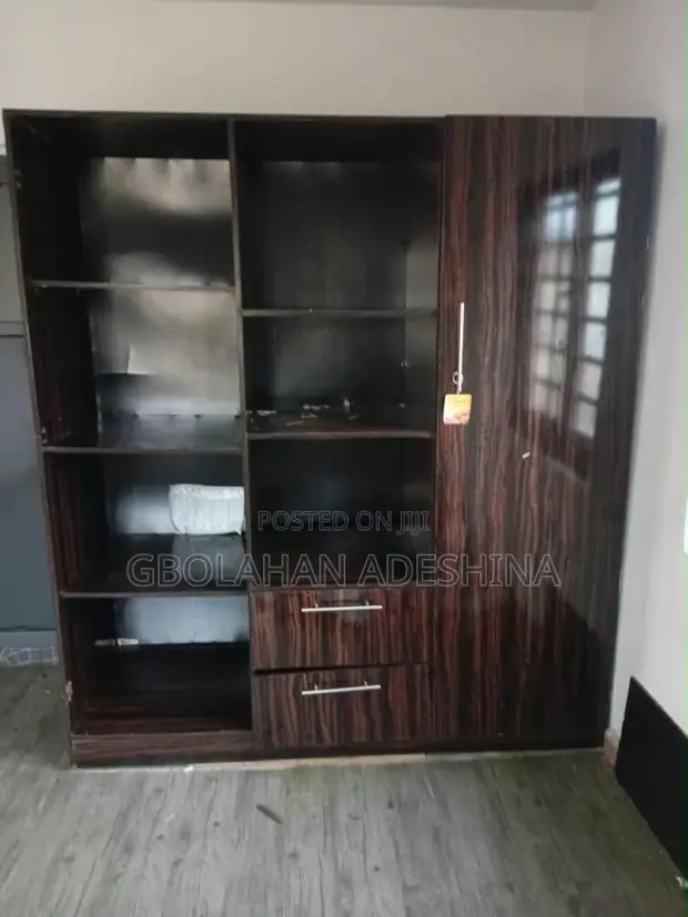Home Interiors Wardrobe - Tsawon 6.5ft - 1