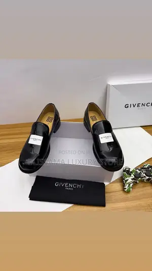 Givenchy Premium Takalman Maza na Ofis - Bakin Fata na Patent