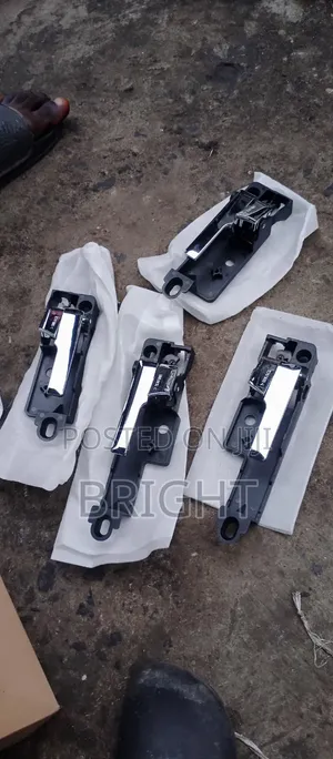 Ford Fusion Inner Door Handle (2010)