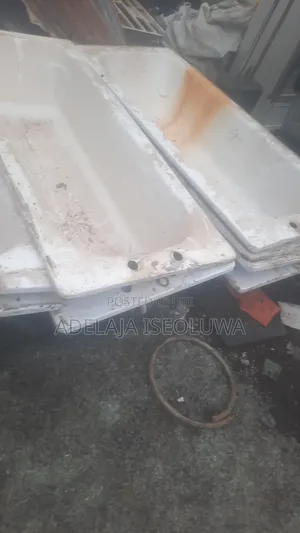 11 White Steel Bathtubs - Fairly Used