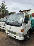 Toyota Dyna 100 Sabuwar Samfura Truck - 3
