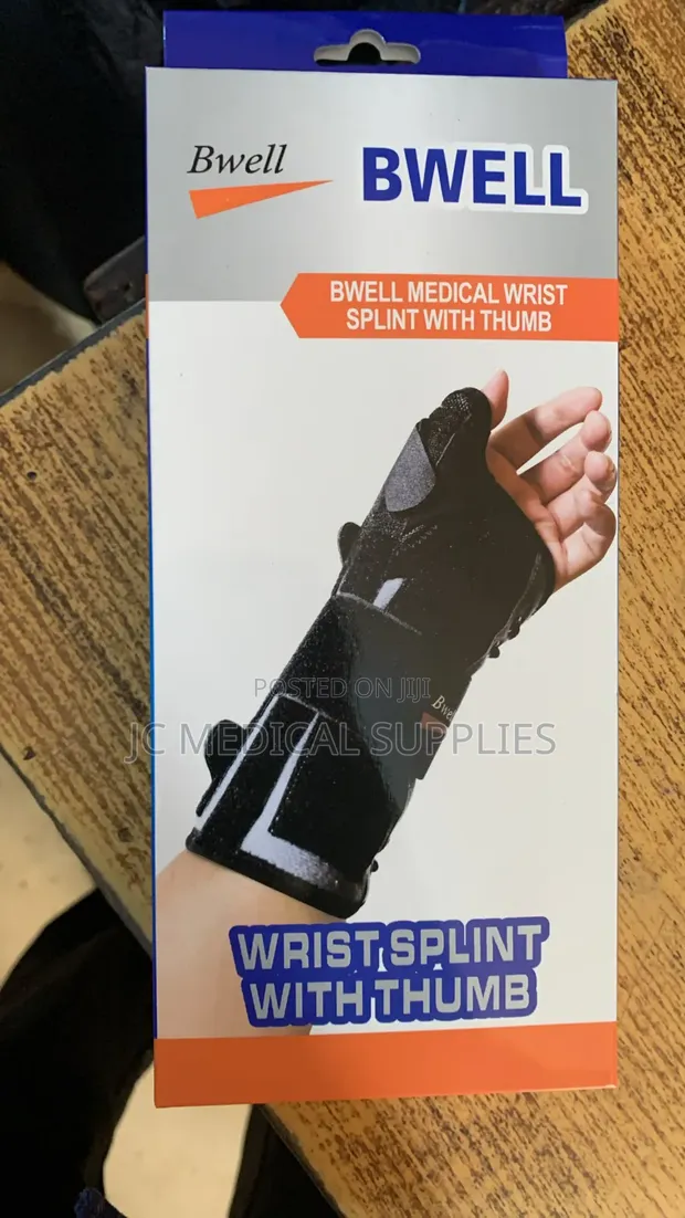 Wrist Splint with Thumb Support - 1