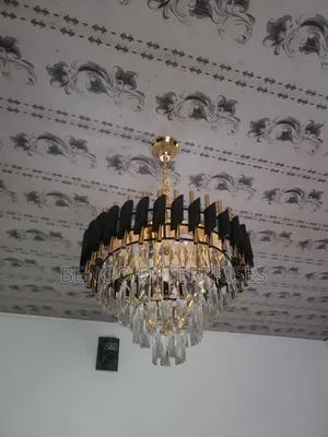 GE Lighting 3-Tier Chandelier, Used