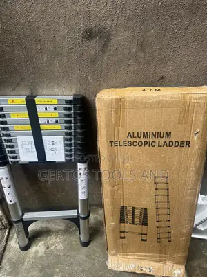 4.7m Aluminiyar Ladder Mai Girma