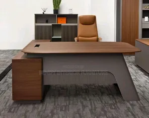 1.8m Brown Boss Office Products Executive Desk tare da Extension