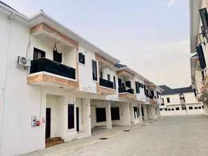 4 Bedroom Townhouse/Terrace a VGC Don siyarwa