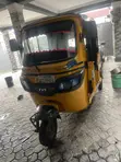 TVS King Deluxe Plus iTouch Start Tricycle 2025 Yellow - 4