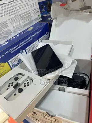 Nintendo Switch OLED - Open Box