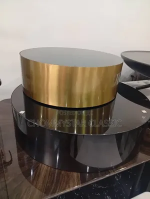 Unique Quality Centre Table