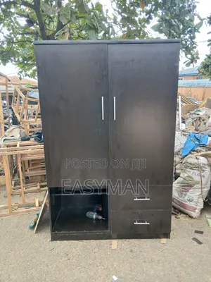 4x6 Wardrobe na Katako mai Raka'a Takalmi Biyu