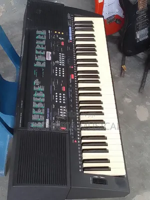 Yamaha PSR-500 Keyboard
