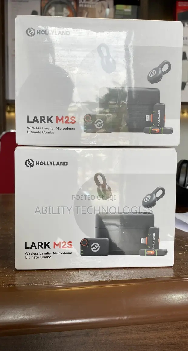 Hollyland Lark M2s Wireless Microphone - 1