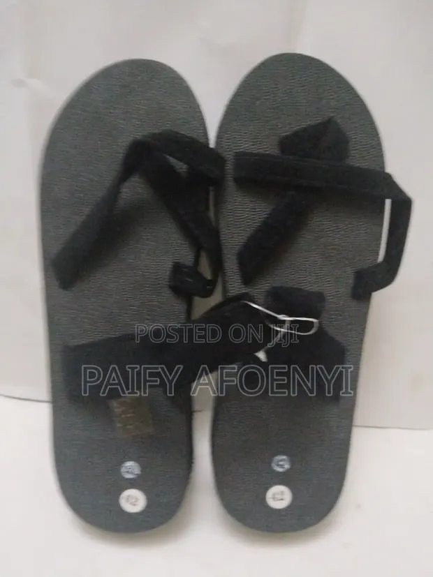 Black Strappy Platform Flip Flops - Women's Size 41 - 1