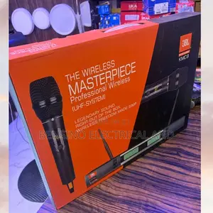 KMC-8 Dual UHF Wireless Microphone System